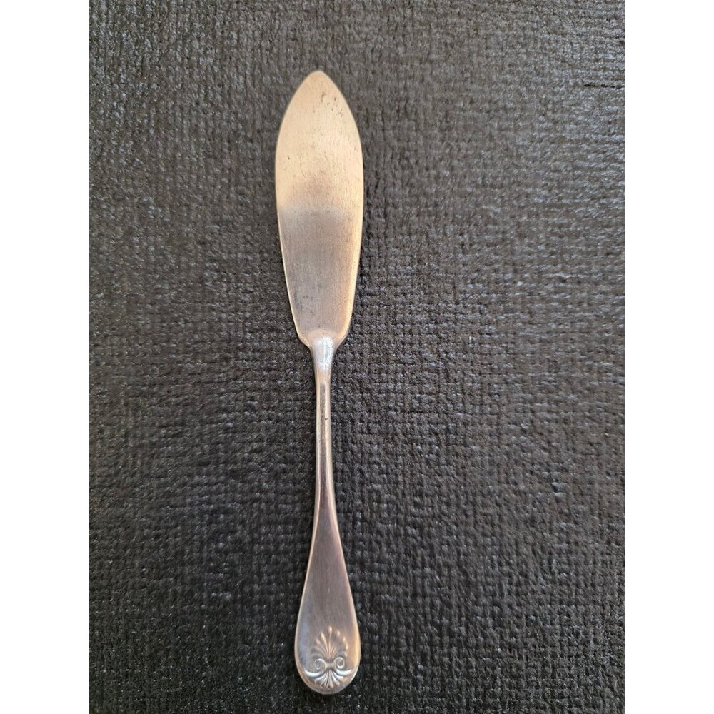 Vintage Simeon L & George H Rogers Oneida LTD Silverplate Butter Knife 5.5" Orna